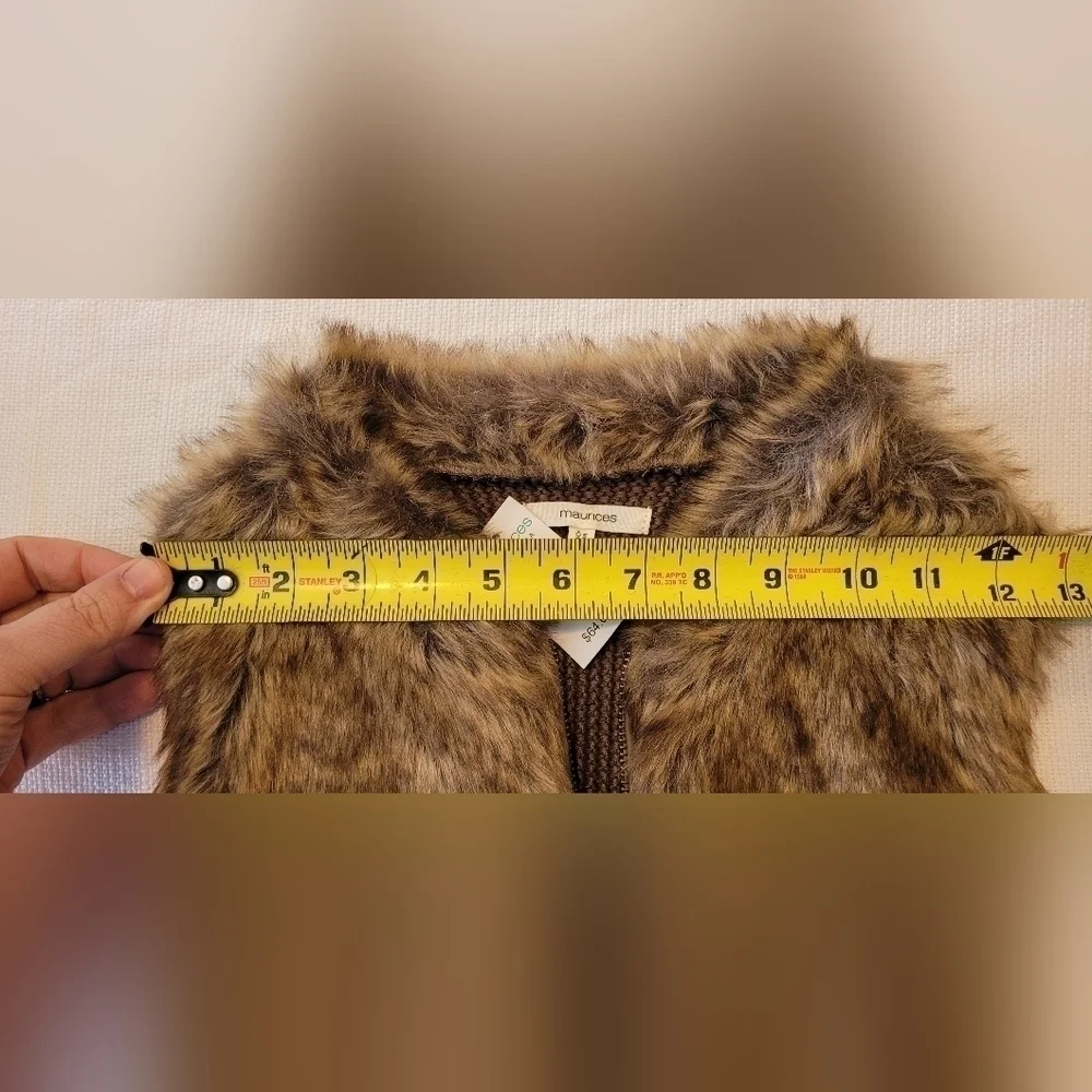 NWT $64 Women's Size XS Maurices Brown Faux Fur No Sleeve Vest Brand New Cute! - Picture 9 of 9